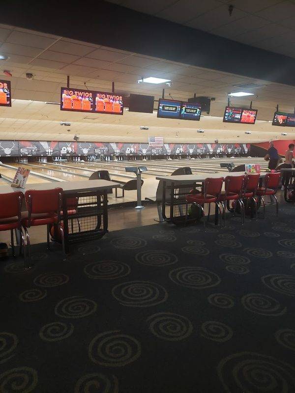 AMF Syracuse Lanes